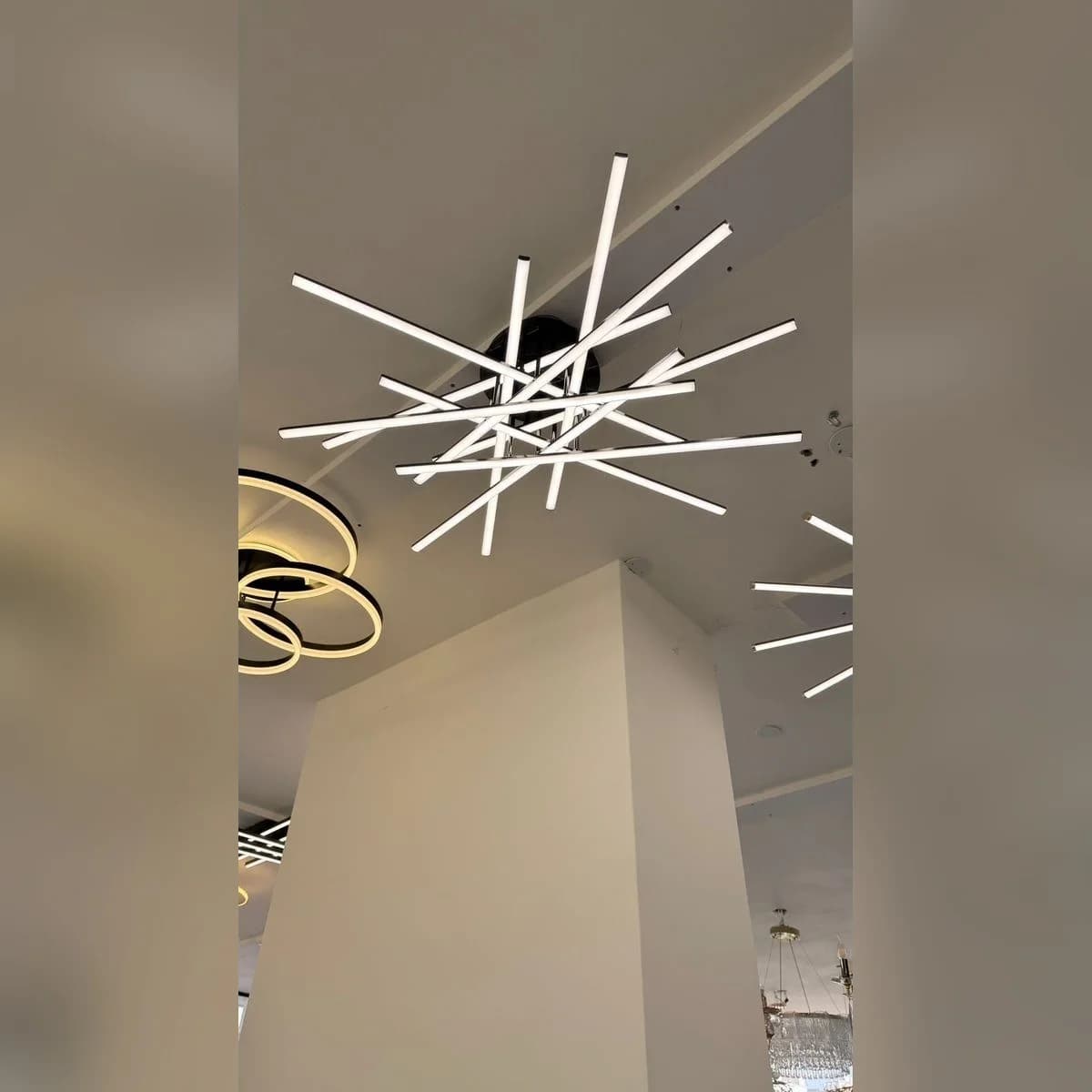 ثريا لطش ليد أسود بأعواد متقاطعة 2