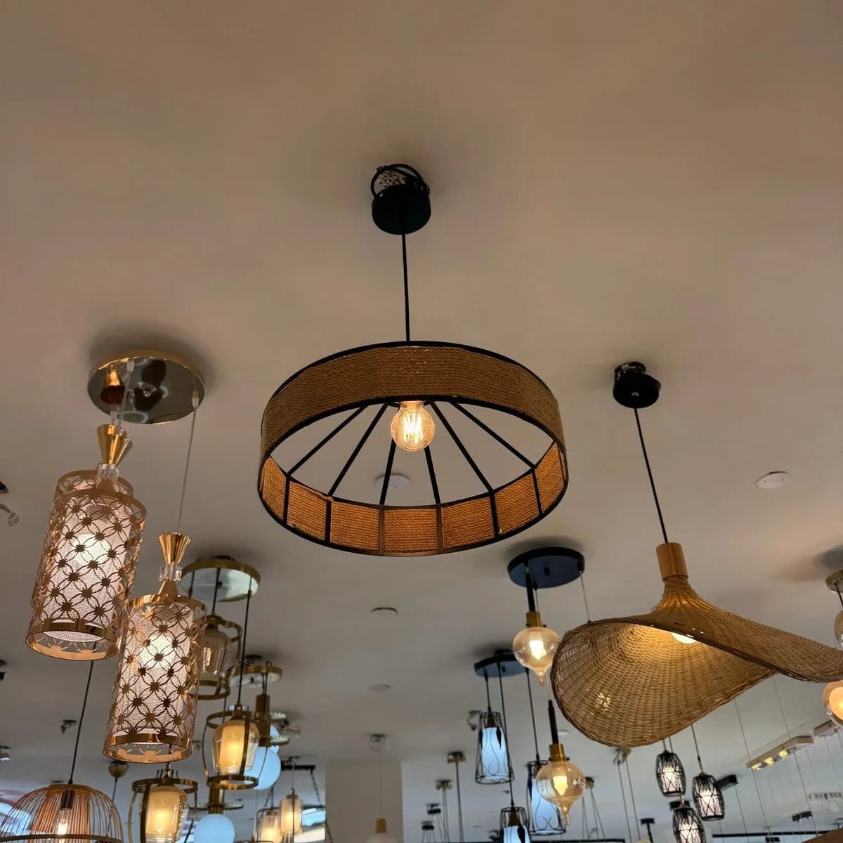 Round Straw and Black Frame Pendant Light 2