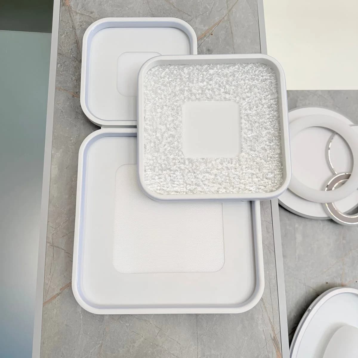 White 3D Square LED Ceiling Light 45/65 cm 2