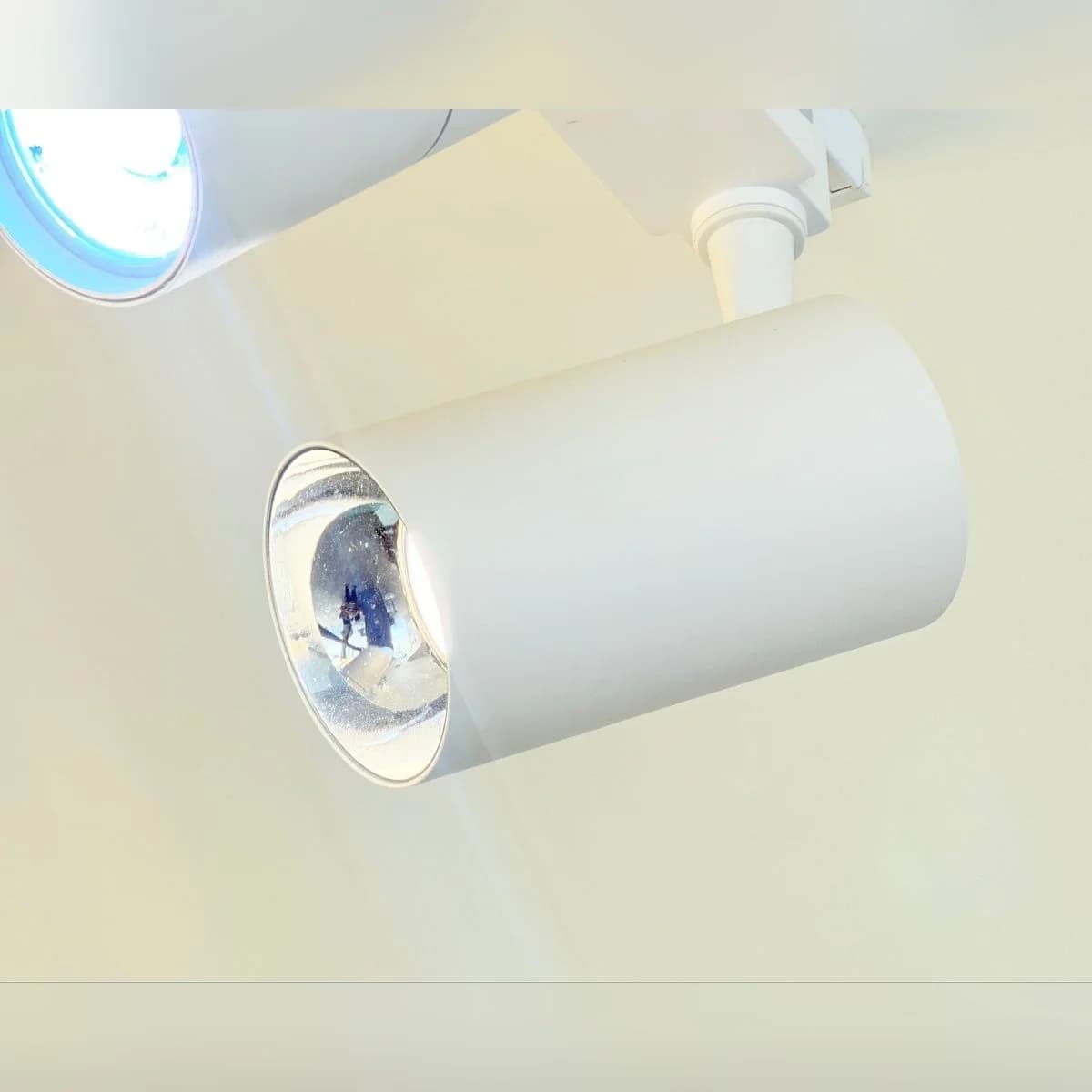 White & Silver 30cm Track Light Cool White 3