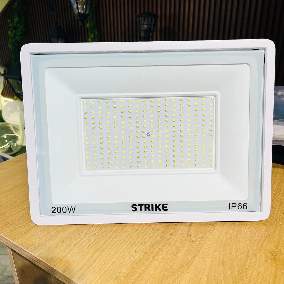 פנס הצפה לד חיצוני לבן 200 וואט 3