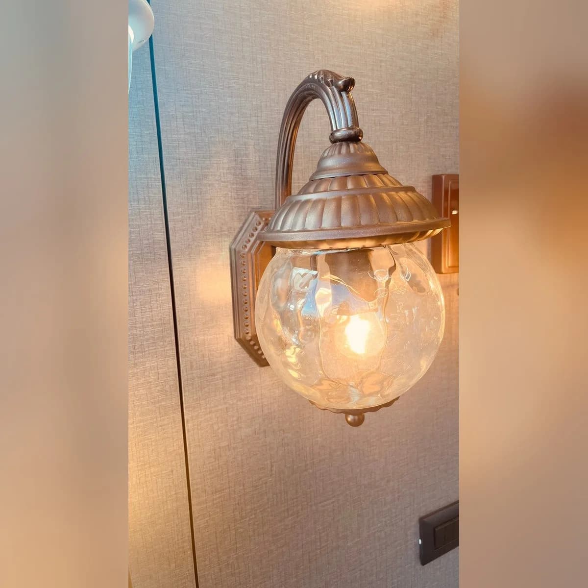 Bronze Outdoor Wall Lantern with Glass Globe 2
