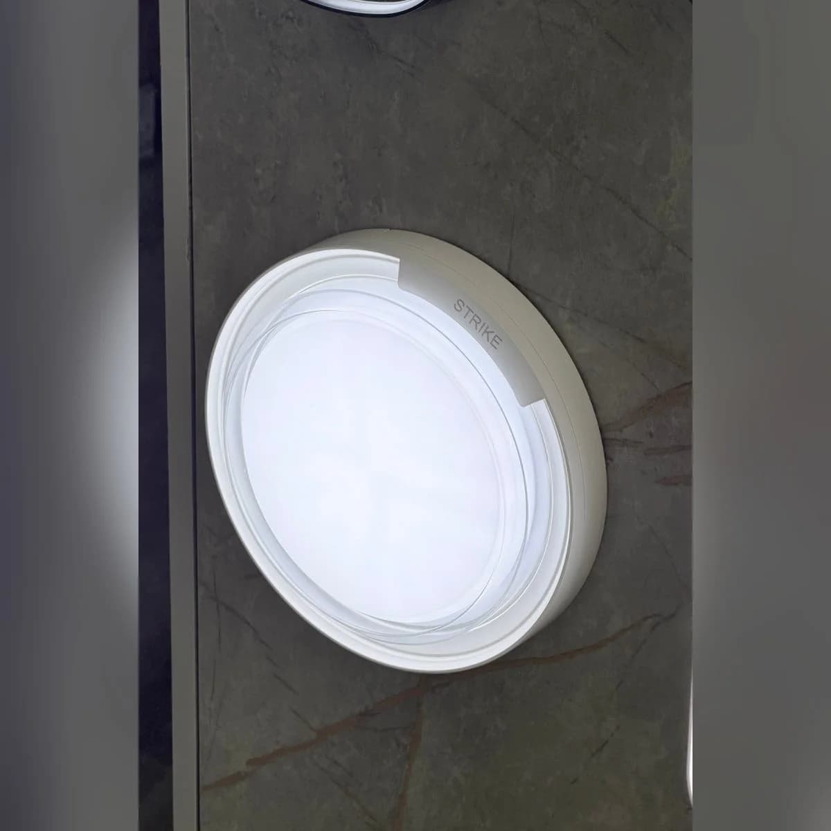 20cm Round White Waterproof Wall Light 3